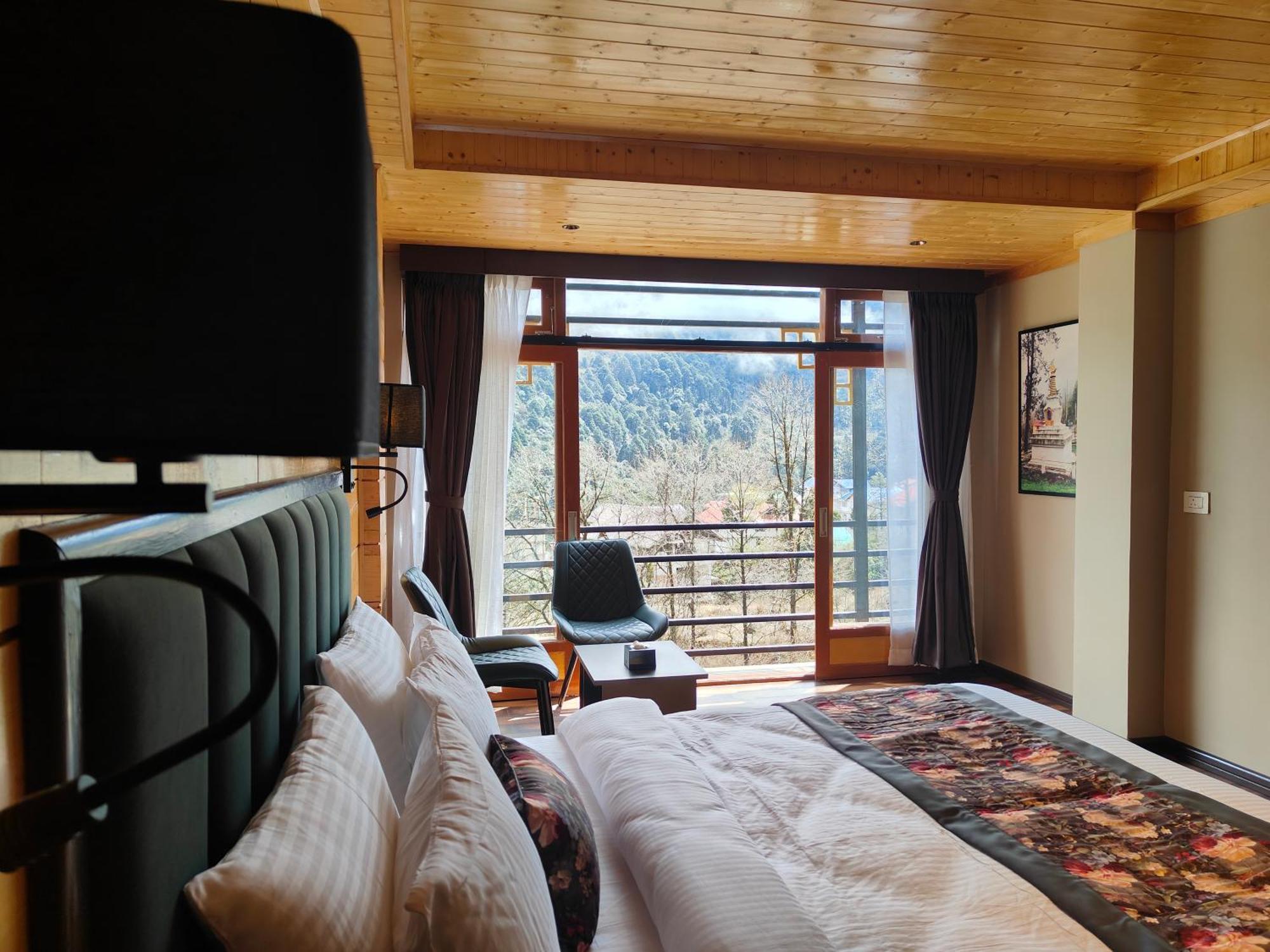 Mount Bayul Shangri-La Resort Lachung Exteriér fotografie